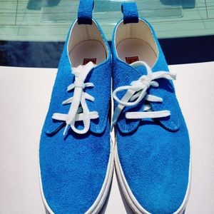 Kith Buddy Corgi Suede shoes